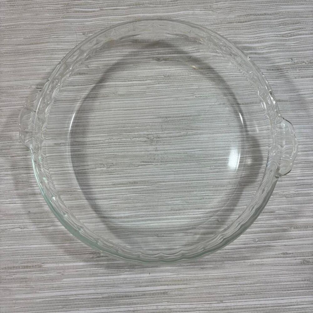 PYREX Clear glass vintage pie plate bakeware